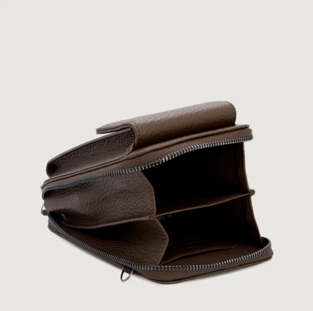 Crossbody Bag - The Courtenay Place - Brown