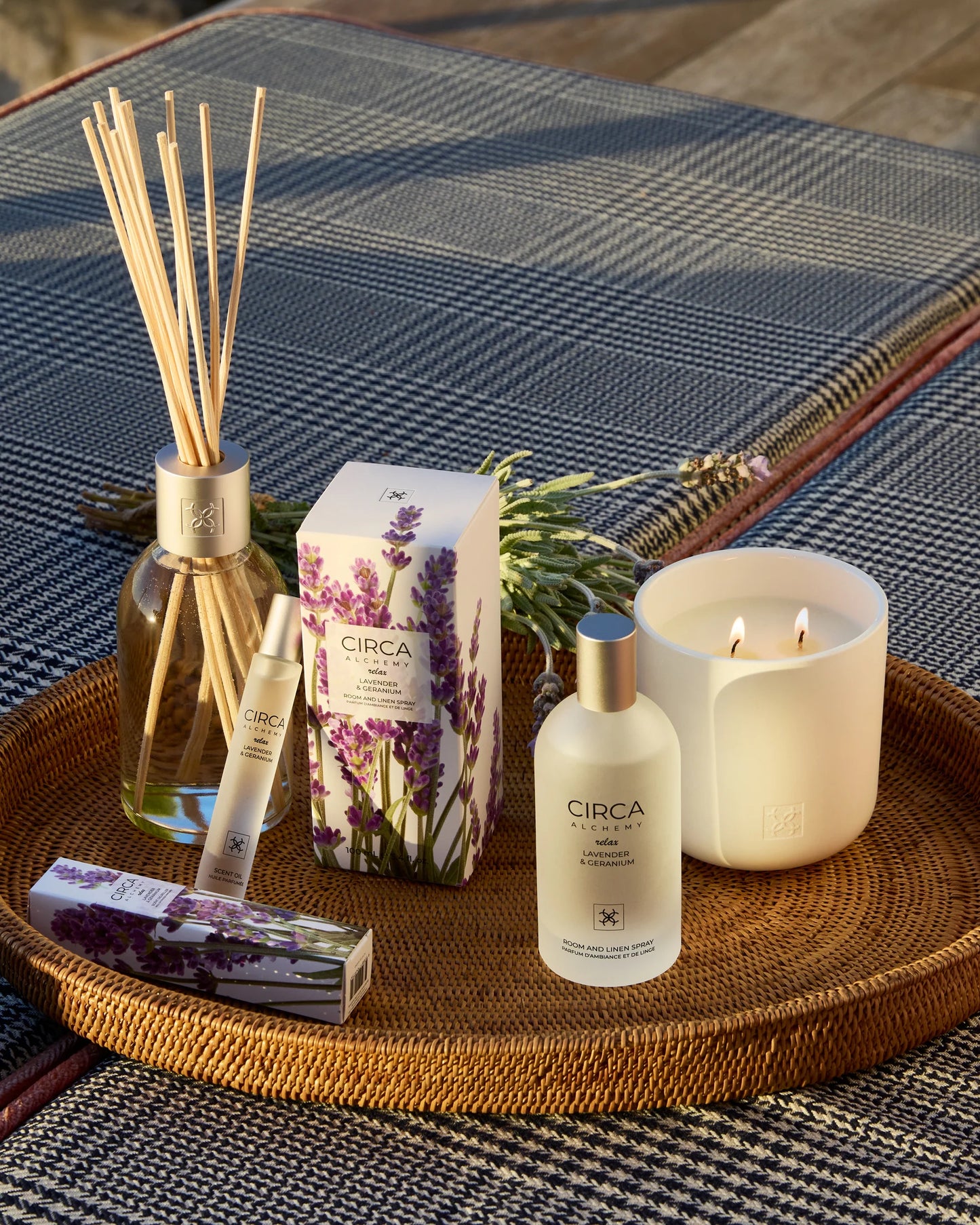 Candle - Lavender & Geranium - 300g - Circa