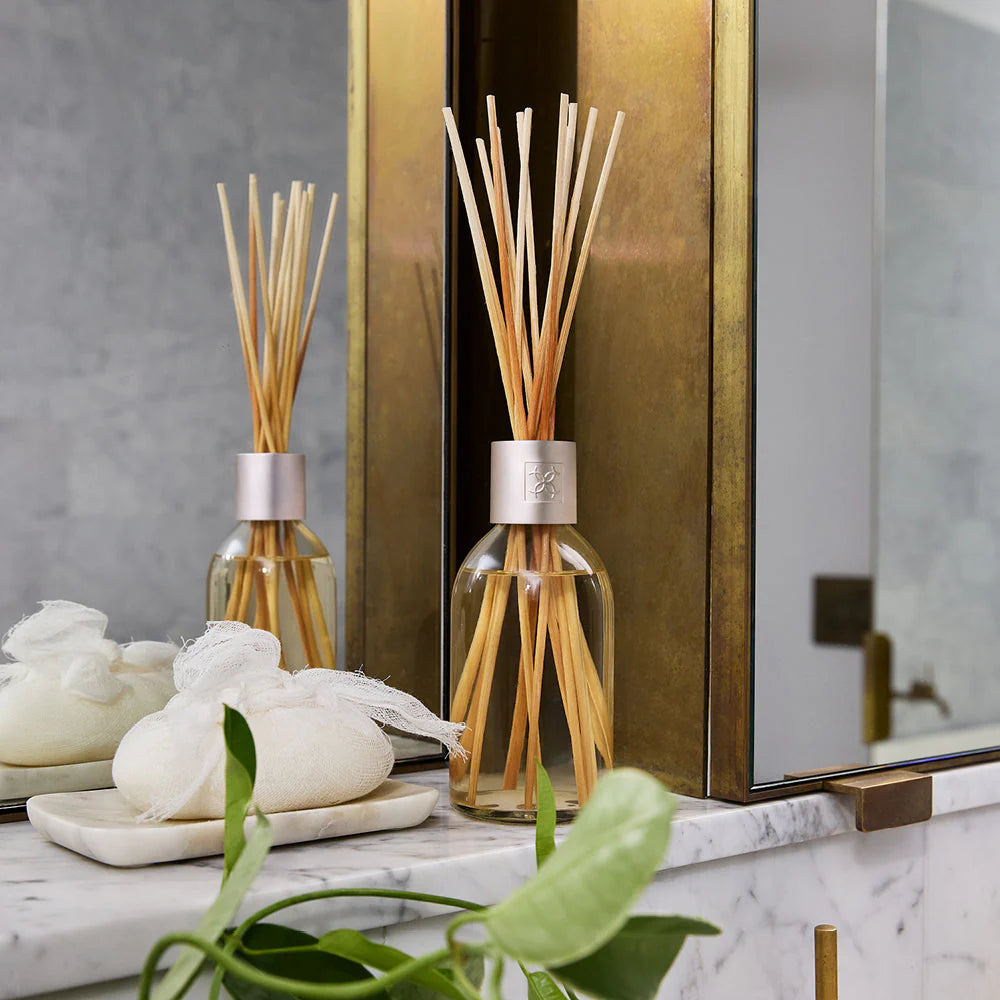 Reed Diffuser - Alchemy - White Tea & Wild Mint - Circa