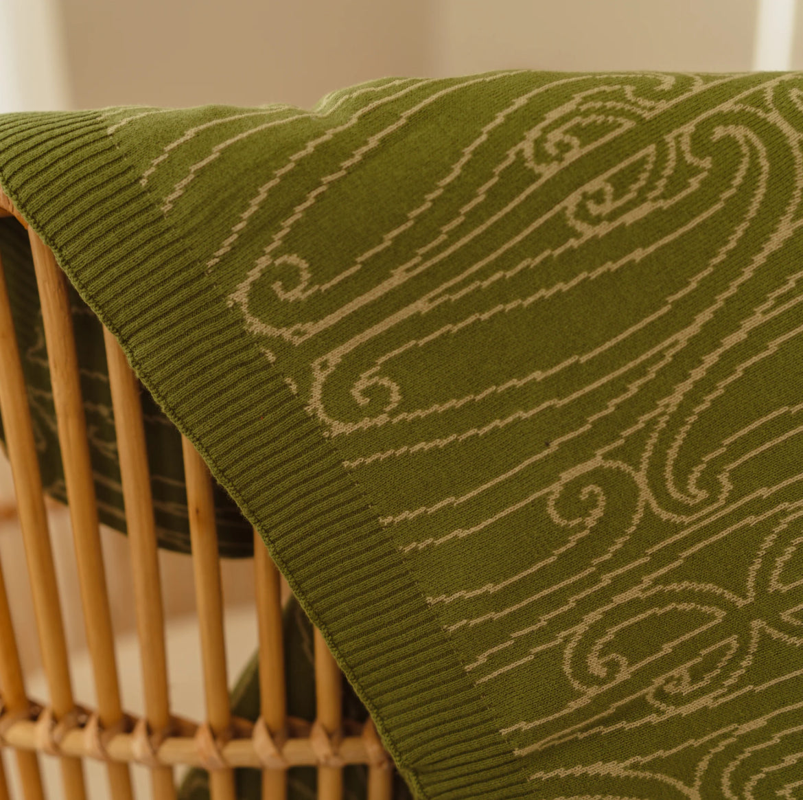 Pēpi Blanket - Knitted - Manaaki Ngahere - Awhi Company