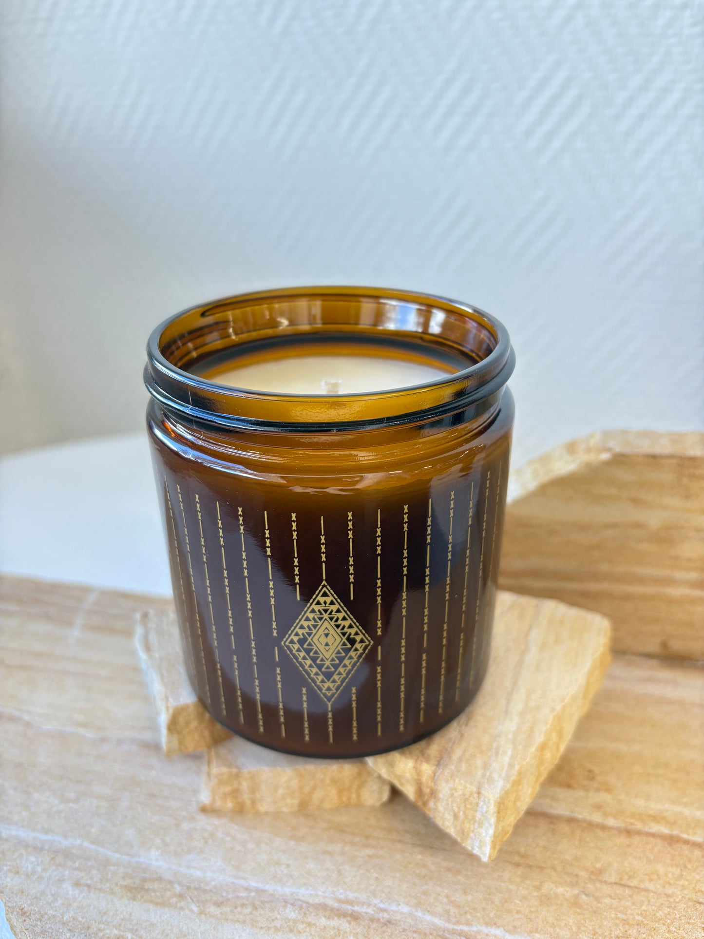 Candle - Ngā hihi o Hiwa-i-te-rangi