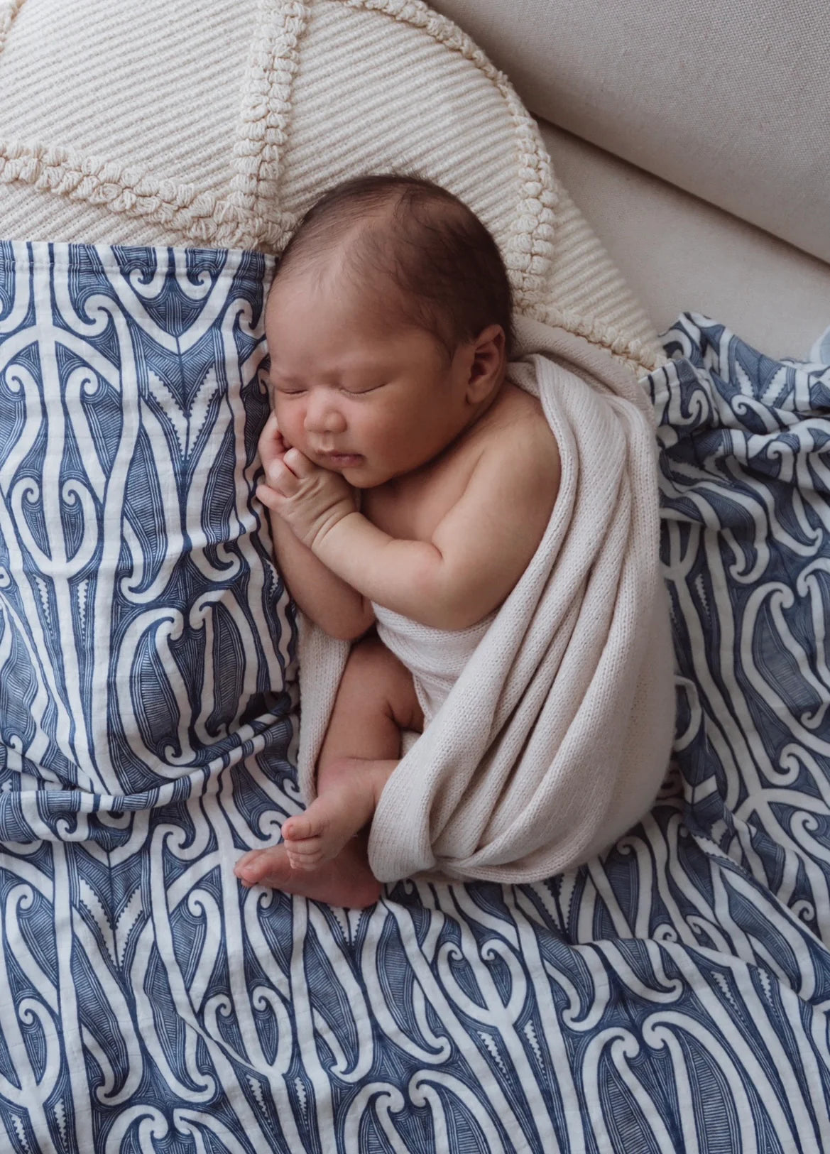 Pēpi Muslin Wrap - Hawaiiki Pēpi - Taurikura Wrap - Navy Blue