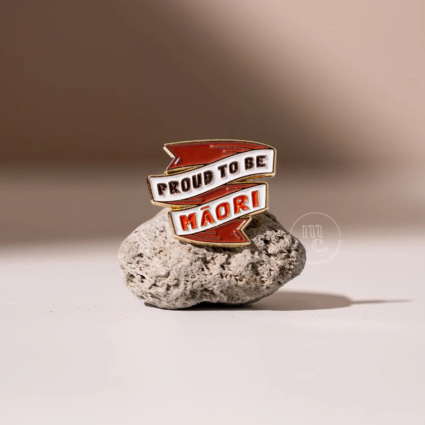 Badge Pin - ‘Proud to be Māori' - Enamel