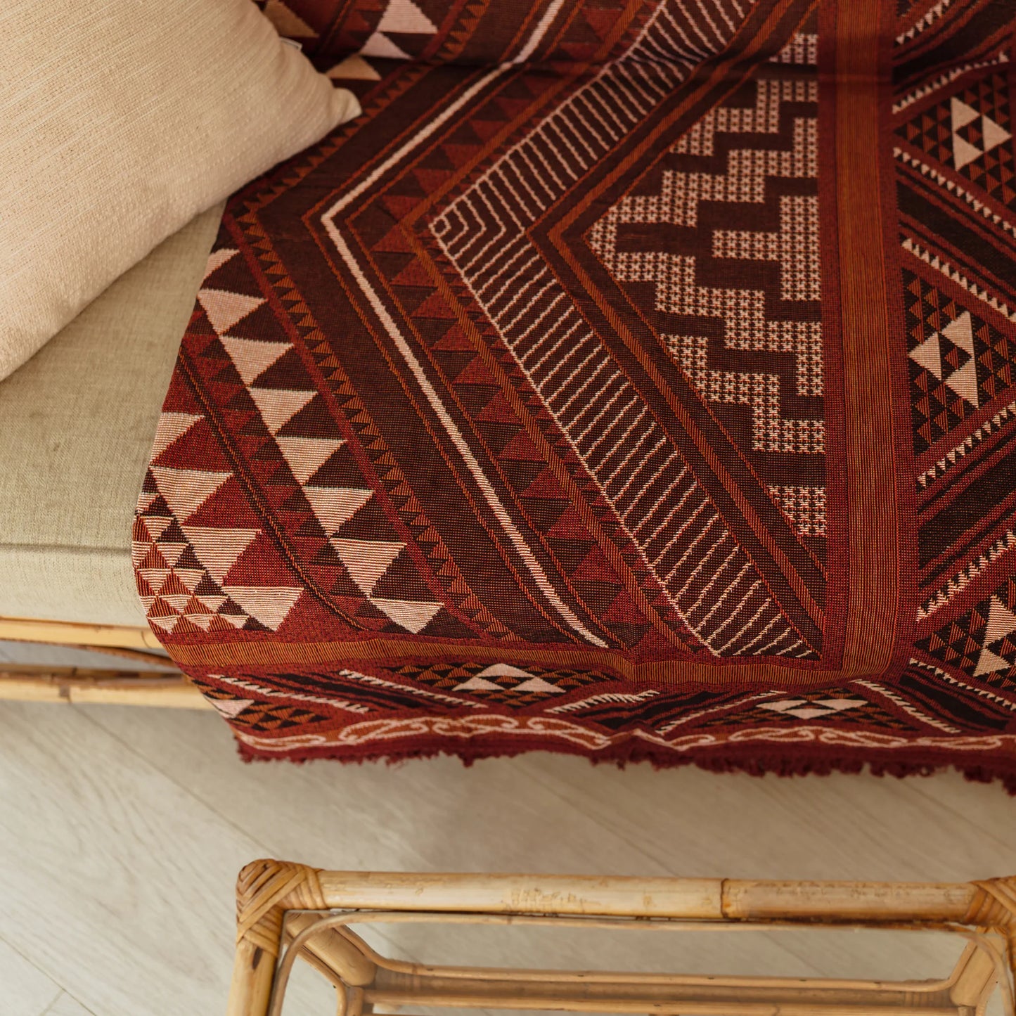 Mahana Throw - Rahota - Awhi Company