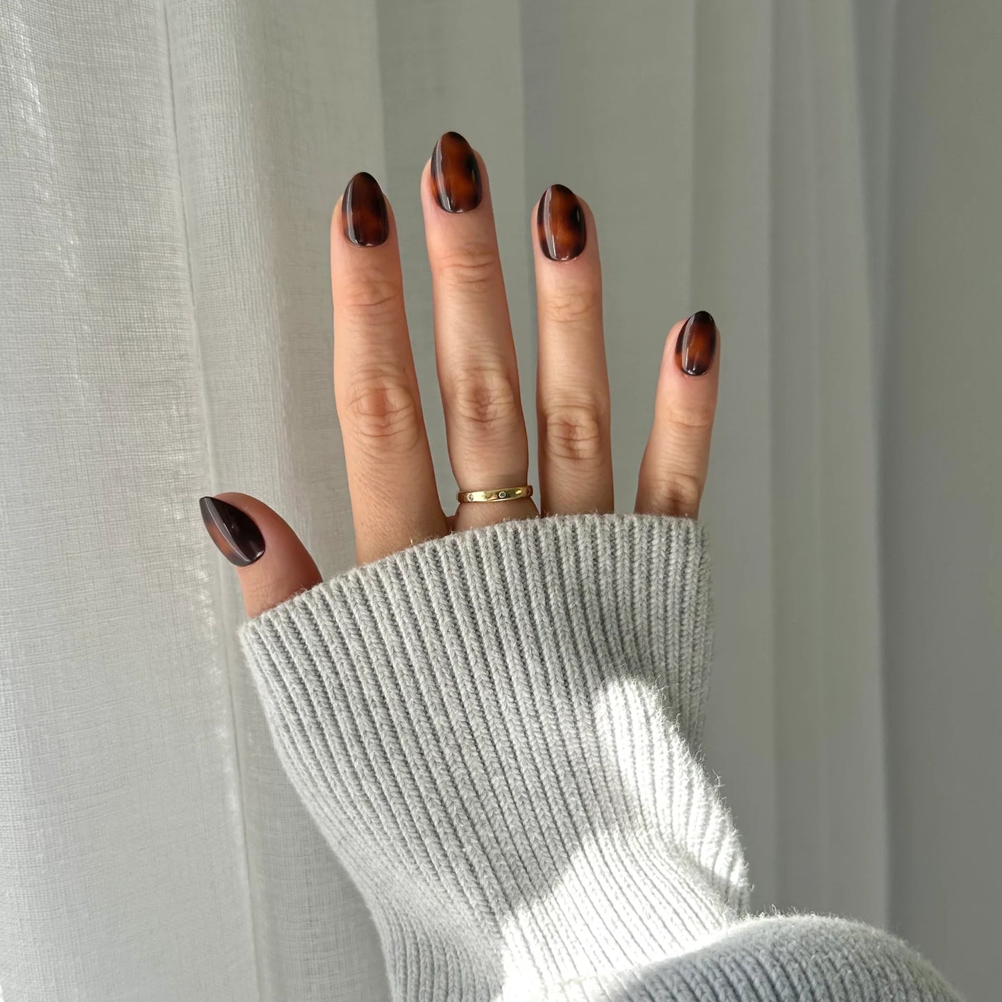 Nail Kit - Tortoiseshell (gel) Extra-Short Almond - Pressing Nails