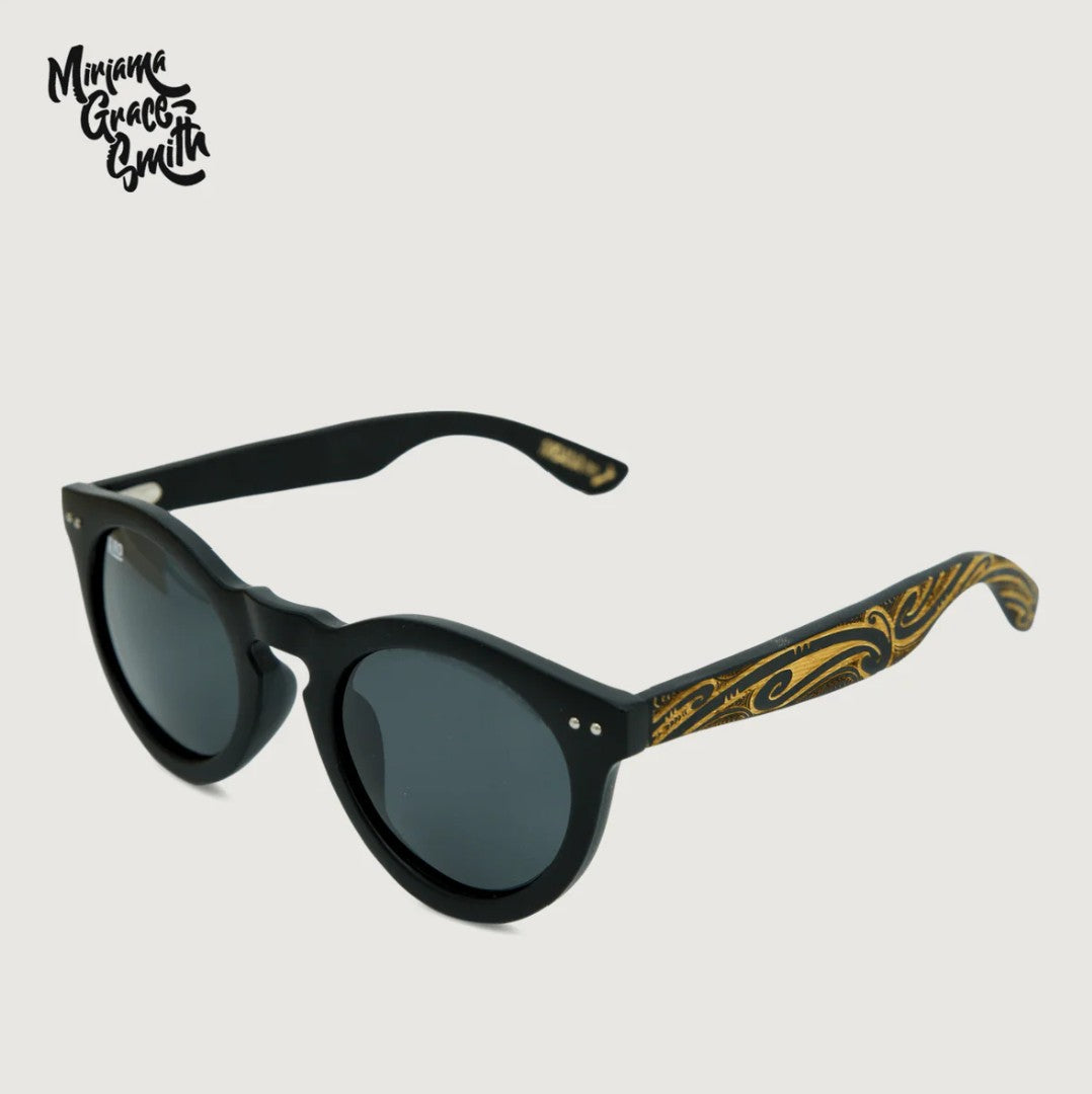 Sunglasses - He Timatanga Hou - Miriama Grace-Smith