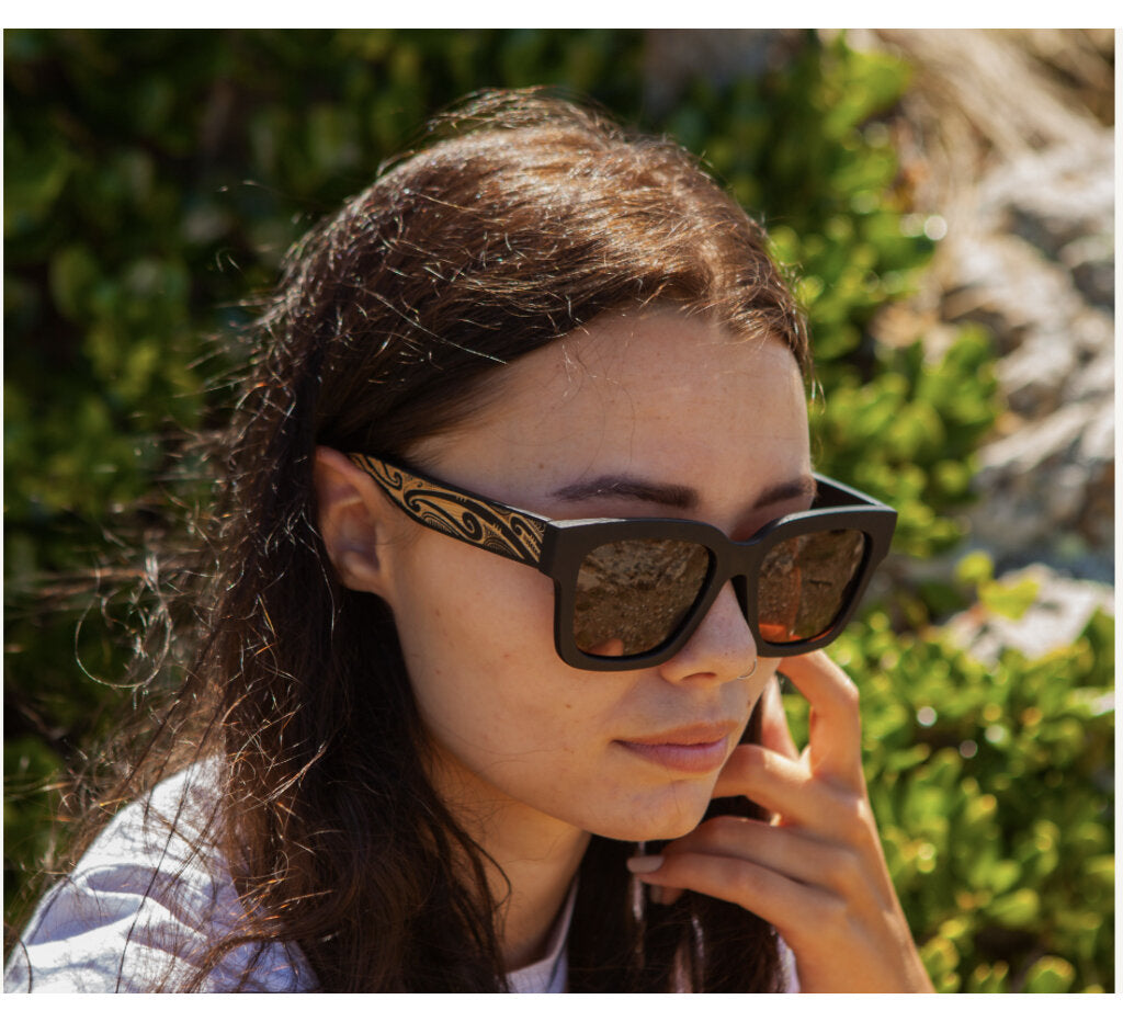 Sunglasses - Cilla Black - Miriama Grace-Smith - Moana Road