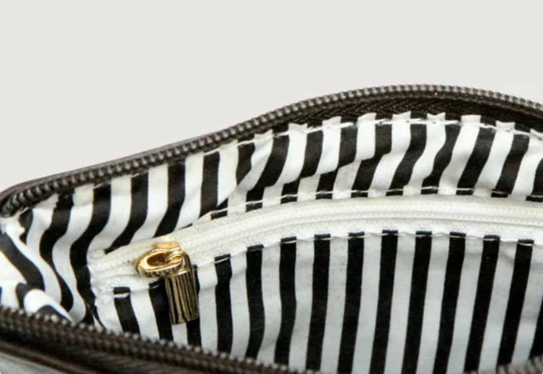 Clutch - Viaduct - Moana Road - Wine