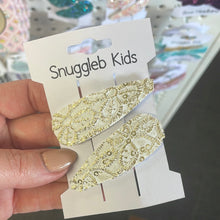 Load image into Gallery viewer, Clips - Snuggle B Kids
