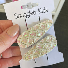 Load image into Gallery viewer, Clips - Snuggle B Kids
