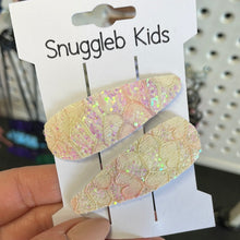 Load image into Gallery viewer, Clips - Snuggle B Kids
