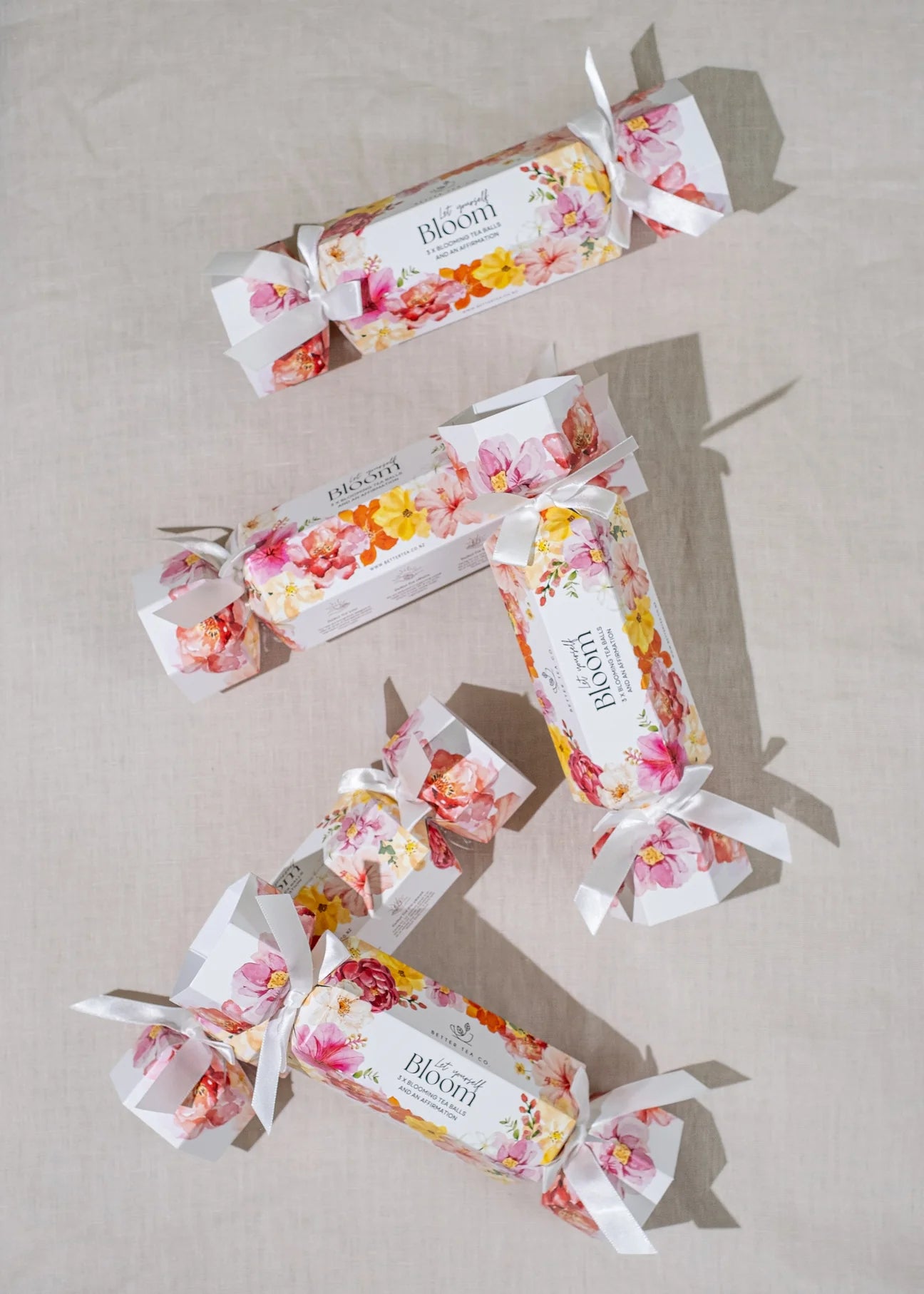 Blooming Tea Balls - Christmas Cracker - Set of 3