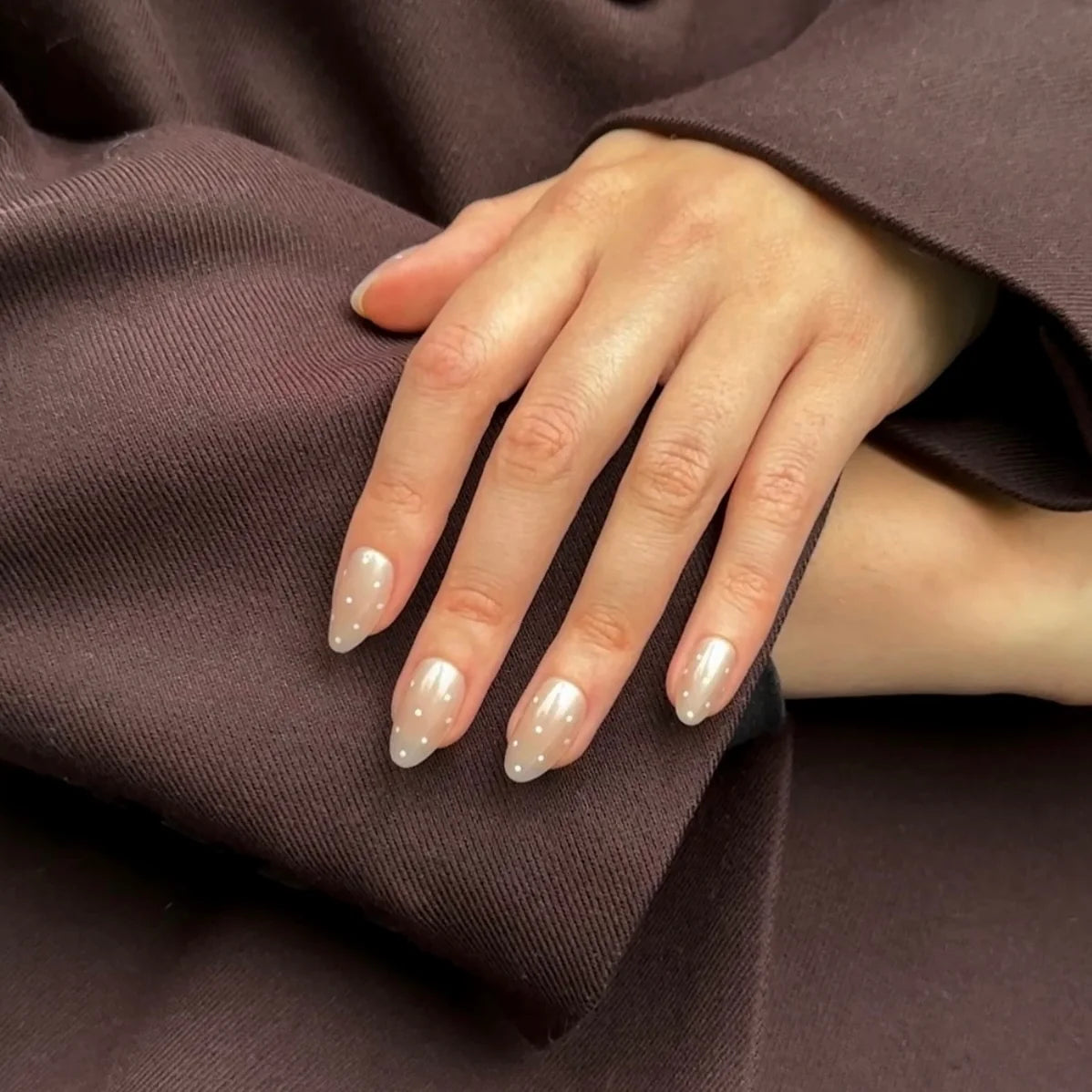 Nail Kit - Sheer Polka (gel) - Pressing Nails
