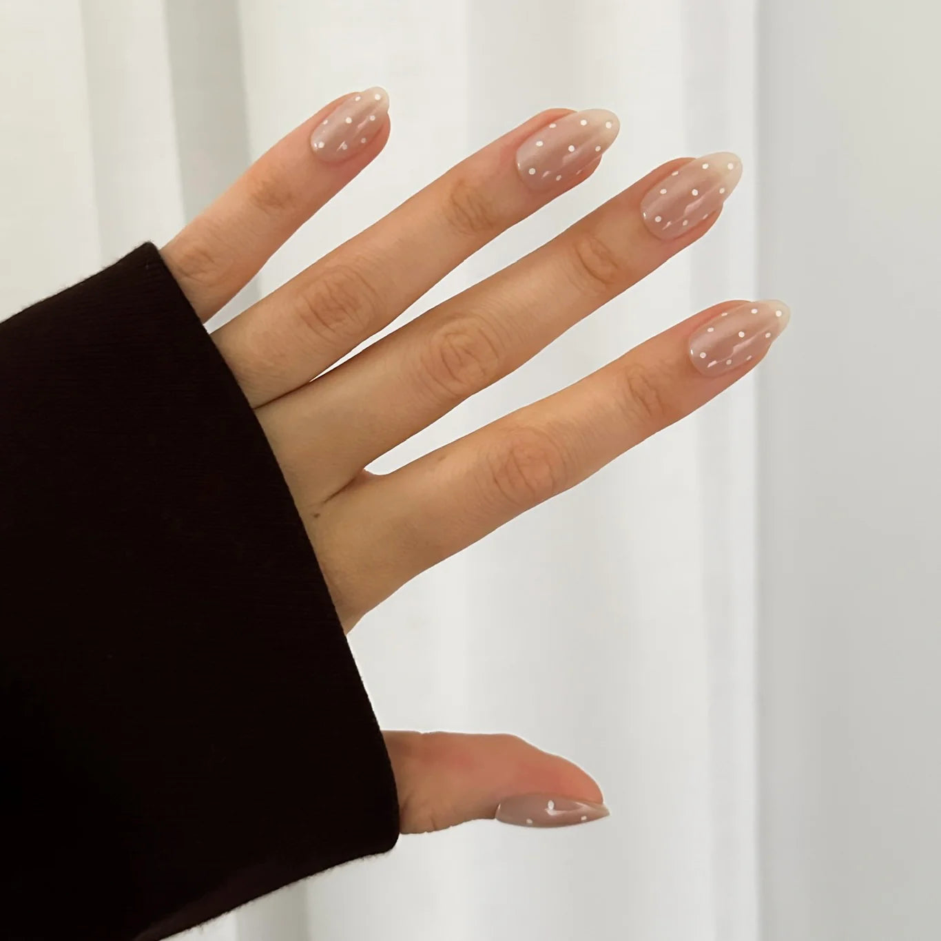 Nail Kit - Sheer Polka (gel) - Pressing Nails