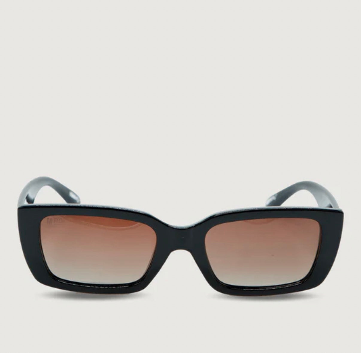 Sunglasses - Cilla Black - River Jayden - Te Pō