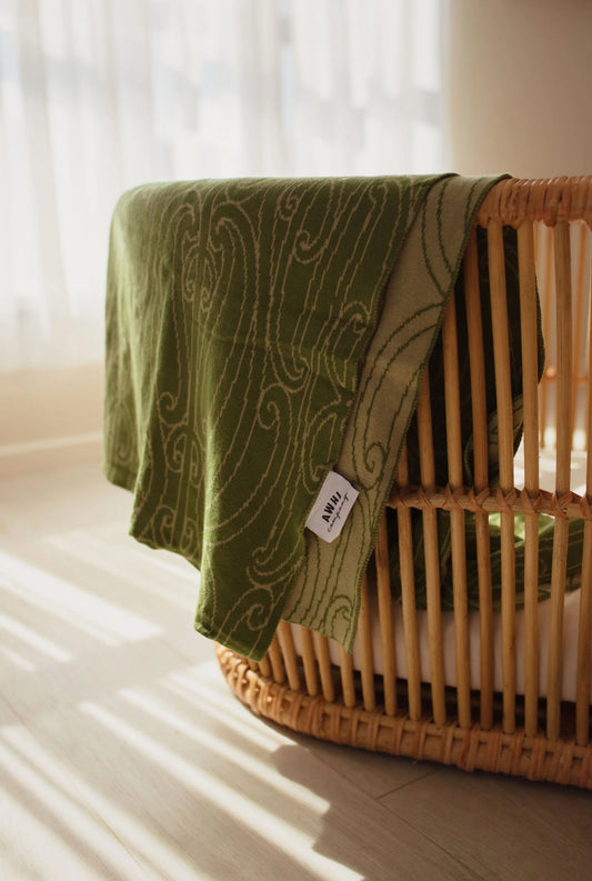 Pēpi Blanket - Knitted - Manaaki Ngahere - Awhi Company