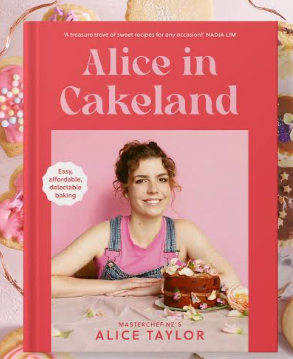 Book - Alice In Cakeland