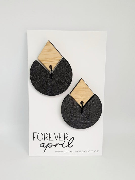 Forever April Earrings - Sari
