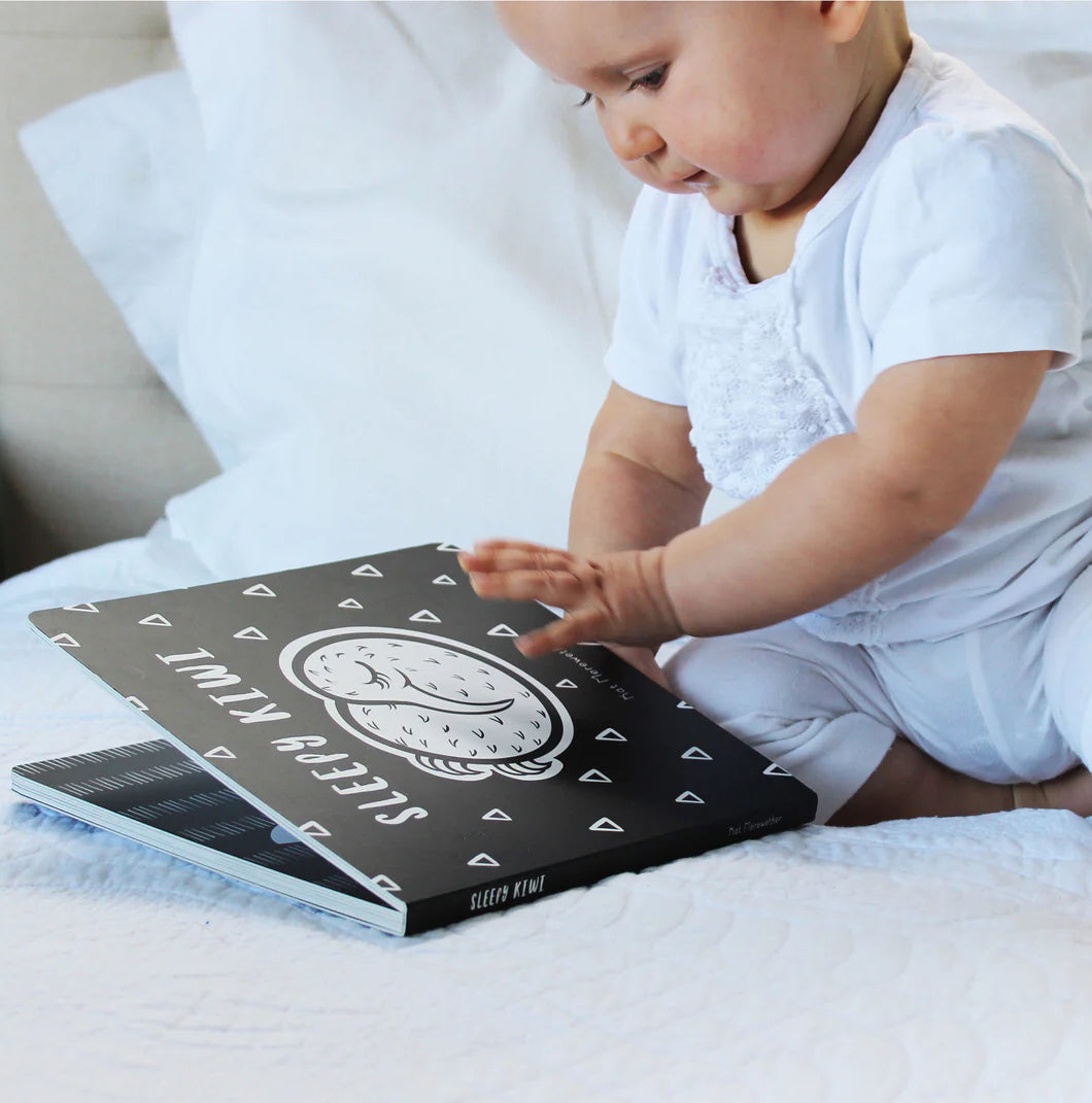 Baby Book - Sleepy Kiwi