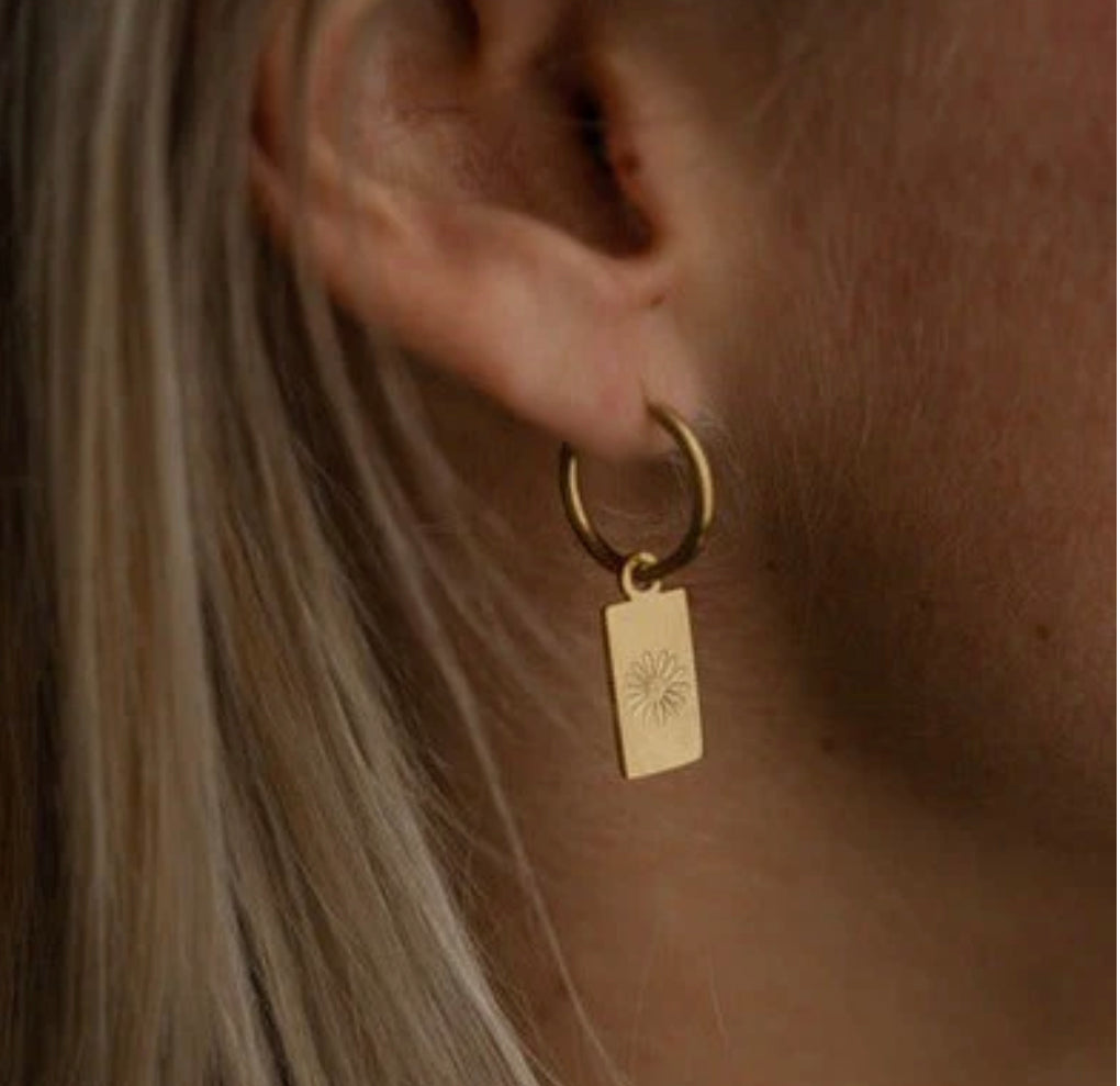 Earrings - Katy B - Daisy Hoops