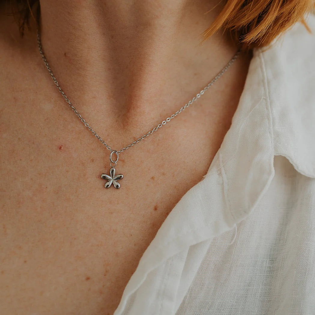 Necklace - Flower