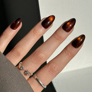 Nail Kit - Amber (gel) - Medium Almond - Pressing Nails