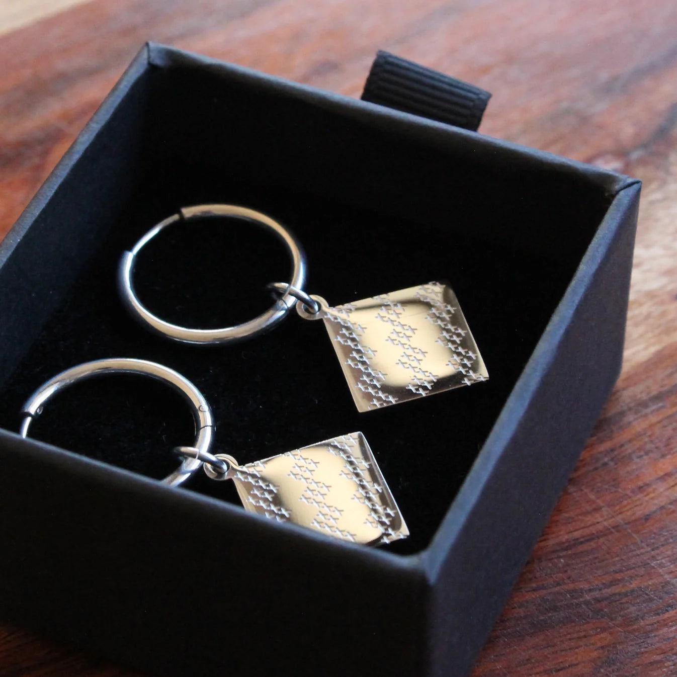 Earrings - Piki - Waihonga