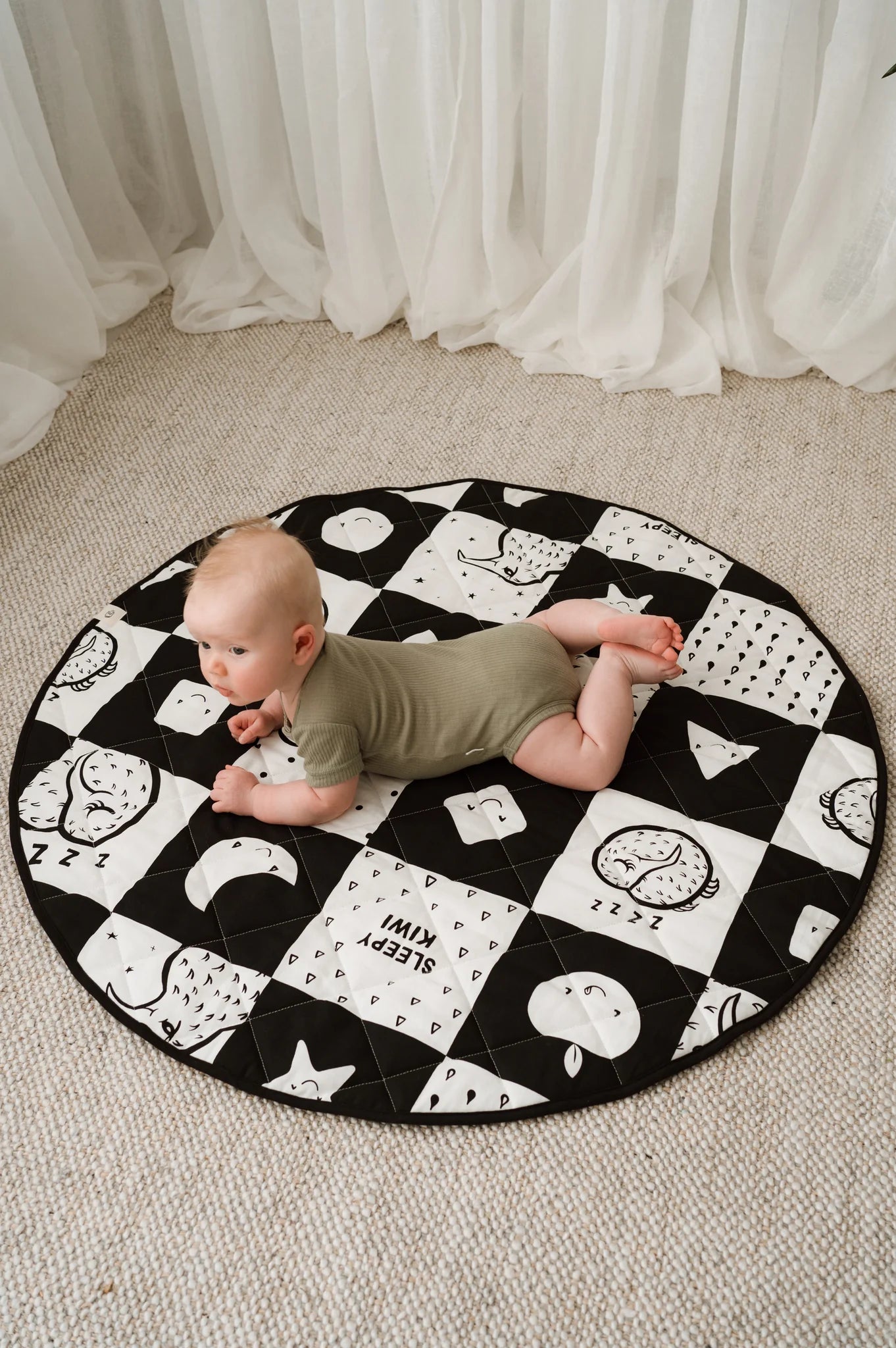 Sleepy Kiwi Quilted Play Mat Black & White (Organic Cotton)