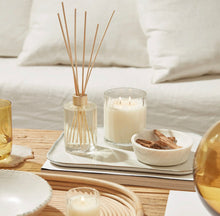 Load image into Gallery viewer, Reed Diffuser - Amber + Sandalwood - Circa
