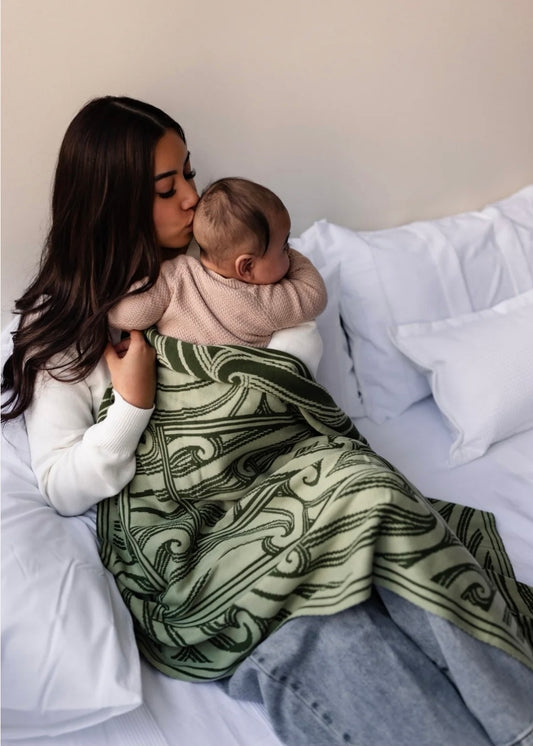 Pēpi Blanket - Hawaiiki Pēpi - Knitted -  Ngāhere green
