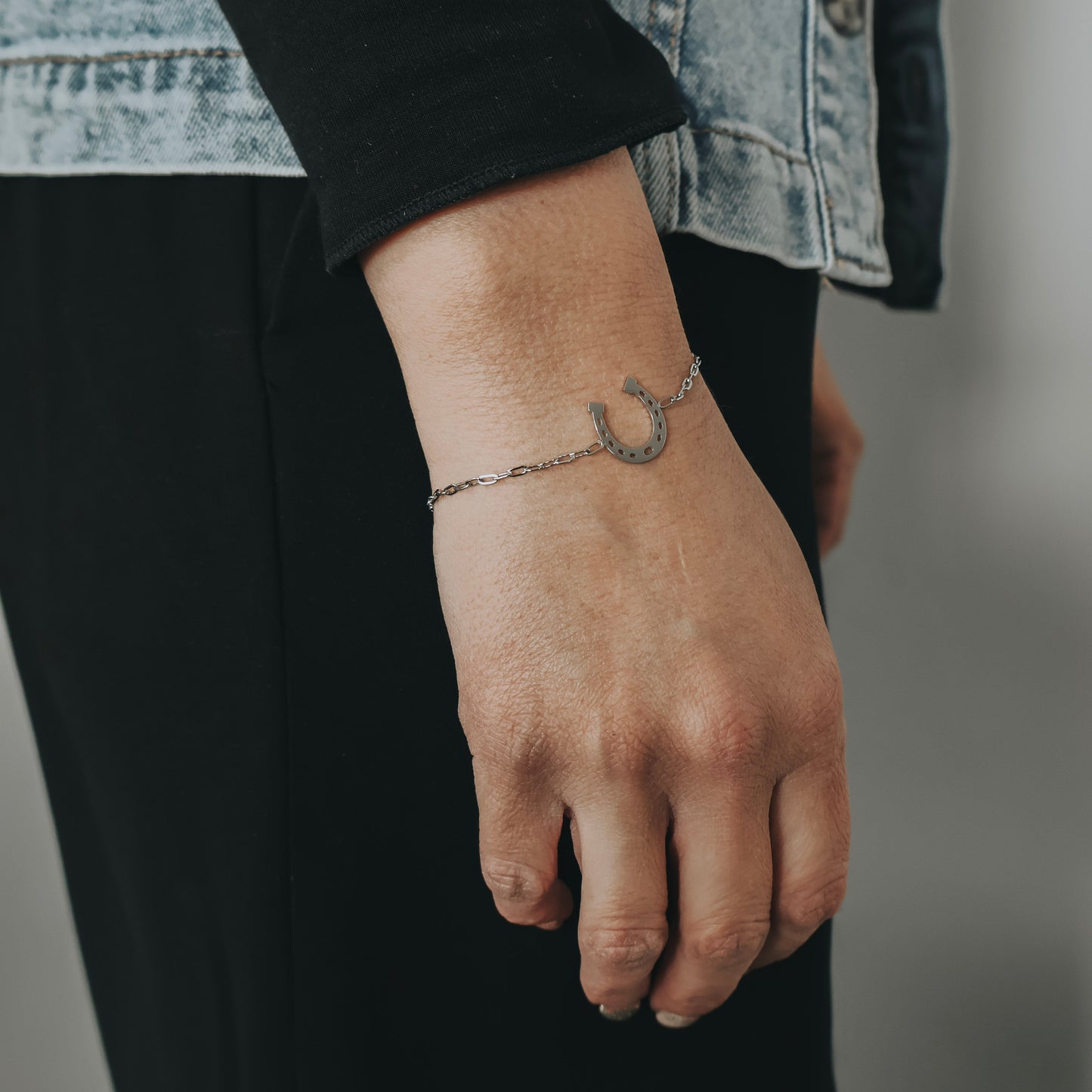 Bracelet - Horseshoe - Katy B