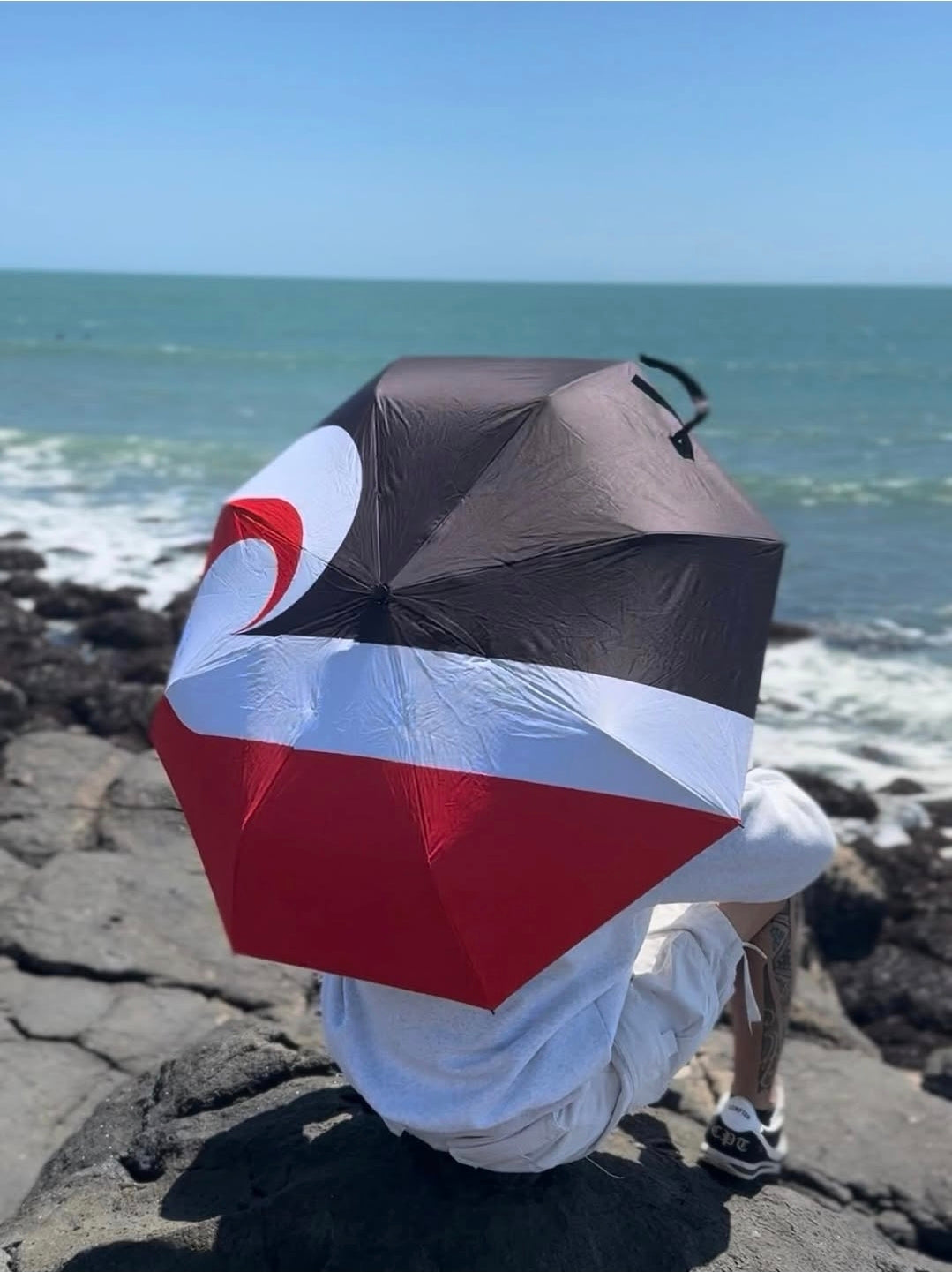 Tino Rangatiratanga Umbrella - Whetū & Kau - Large