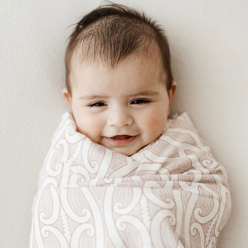 Pēpi Wrap - Te Pātiki - Mauve