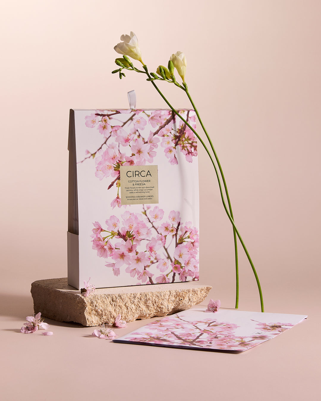 Scented Draw Liners - Cotton Flower & Freesia