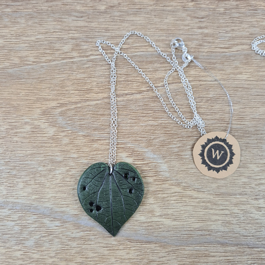 Kawakawa Necklace - Medium