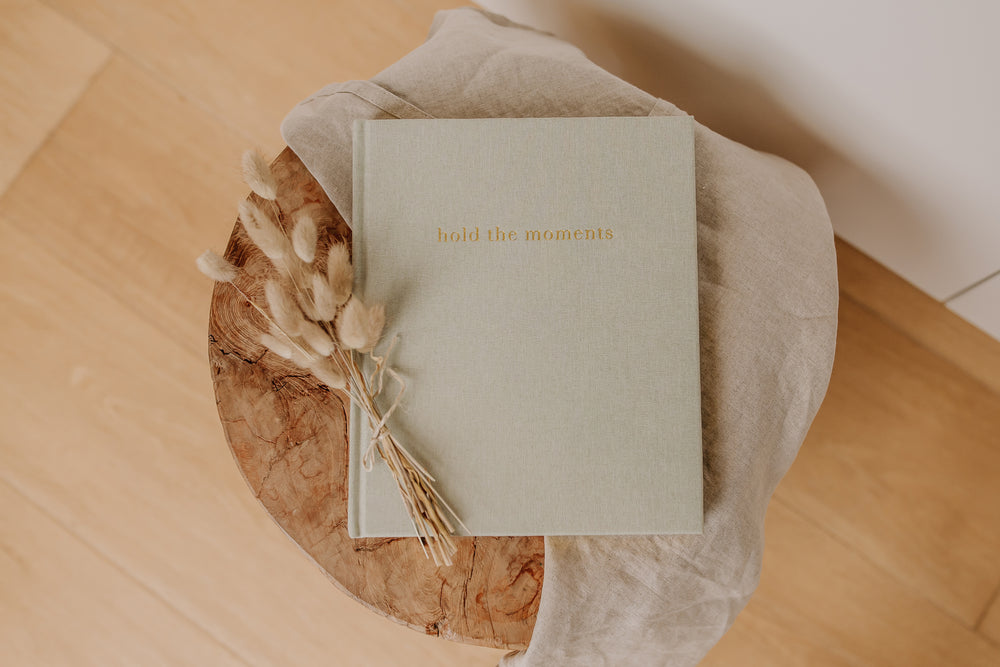 Journal - Hold the Moments